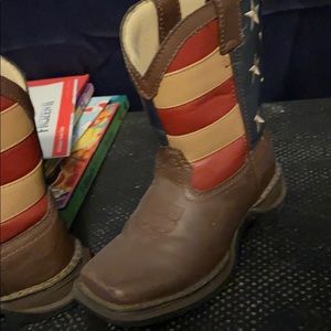 AMERICAN flag boots both boys and girl